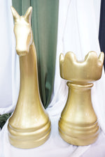 Piezas Ajedrez Bruselas — Esculturas Decorativas Doradas
