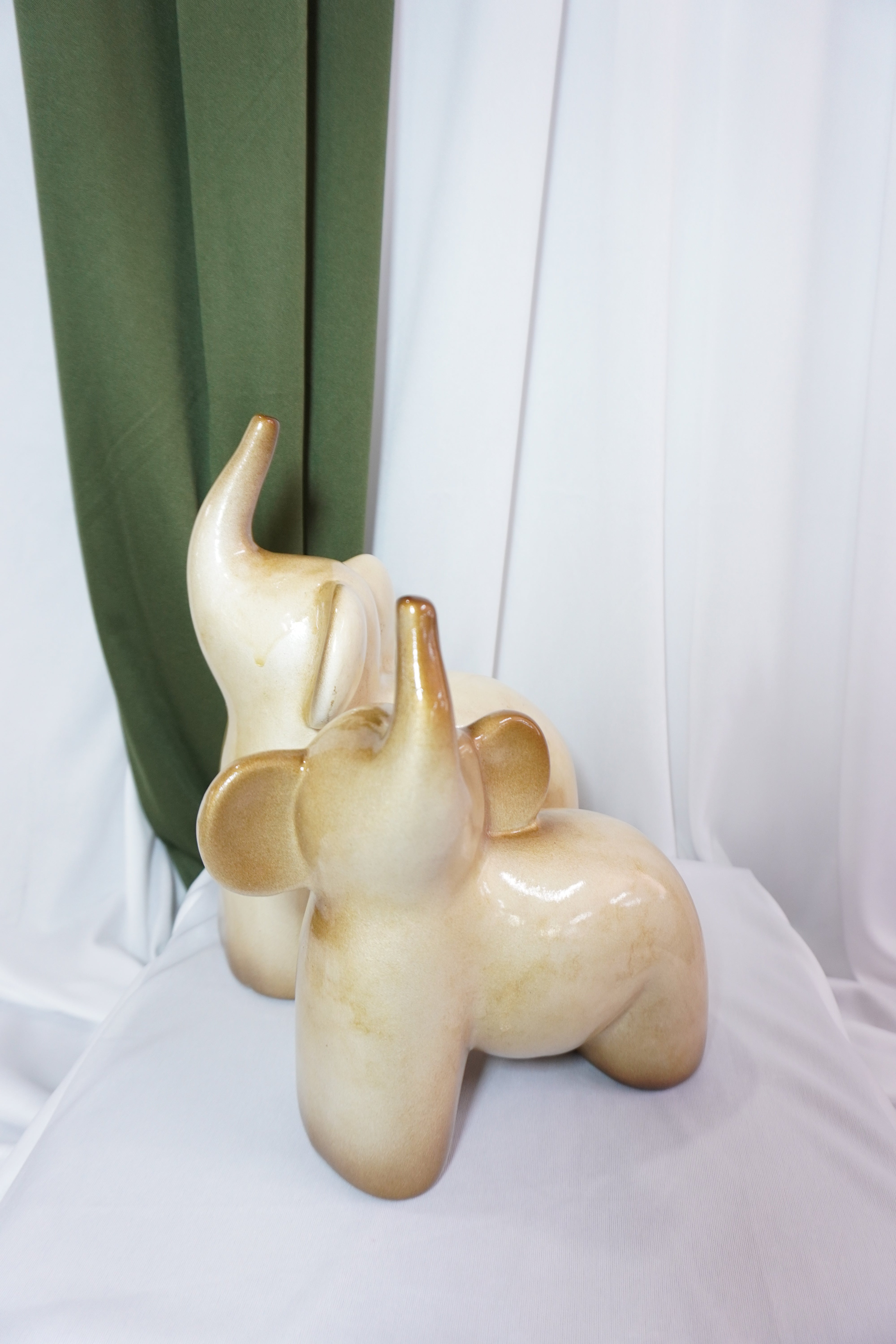 Elefantes Love — Figuras Decorativas Escultóricas